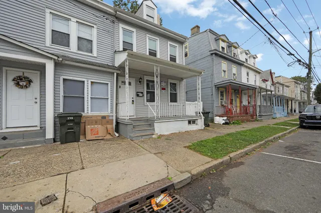 $224,900 | 133 East Federal Street, Burlington, NJ 08016