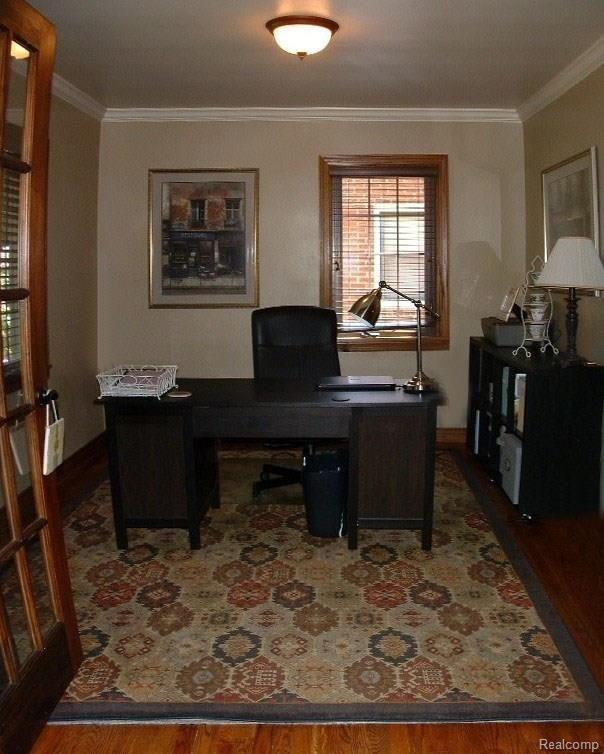 2478 Pembroke Road Birmingham, MI 48009 - Photo 13 of 38 Office/library boasts hardwood floor & crown molding