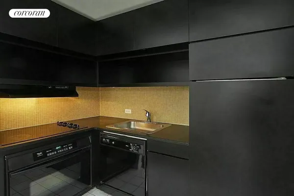 $4,300 | 56 Pine Street, Unit 14E | Financial District