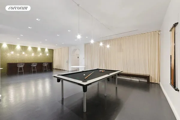 $4,300 | 56 Pine Street, Unit 14E | Financial District