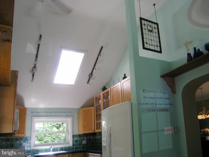 12 Hilltop Road Silver Spring, MD 20910 - Photo 22 of 30 Kitchen