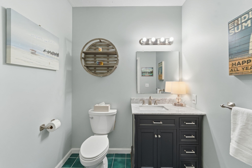 303 Treasure Island Road, Unit 303 Webster, MA 01570 - Photo 34 of 41 Gallery Image 34
