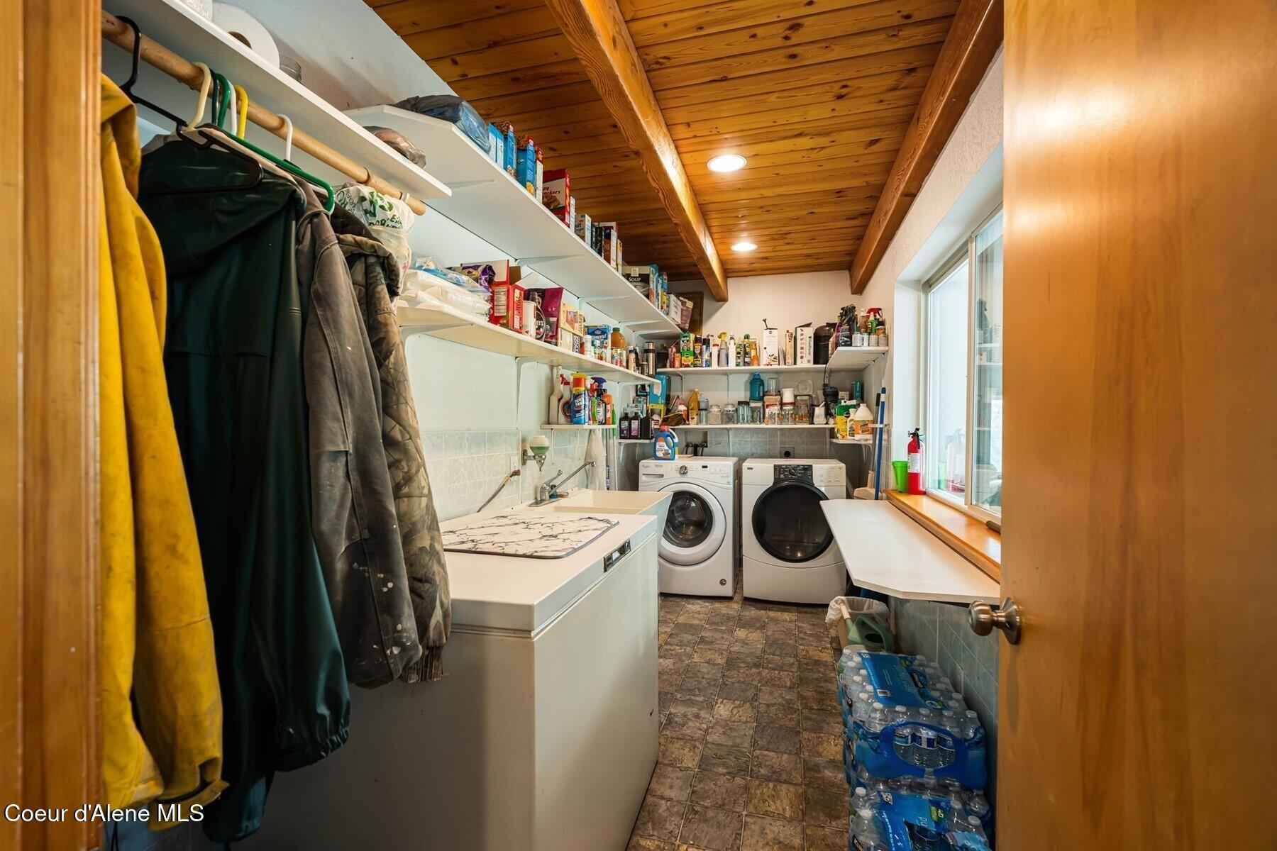 4456 West Side Road Bonners Ferry, ID 83805 - Photo 27 of 77 Laundry
