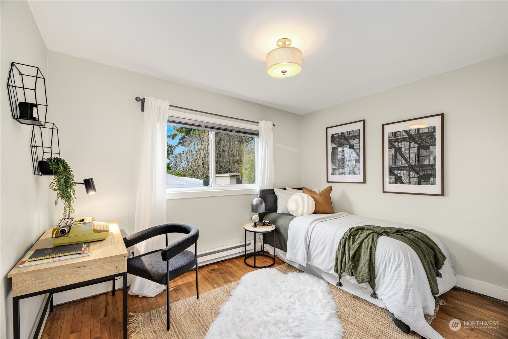 2204 Northeast 6th Place Renton, WA 98056 - Photo 16 of 26 Gallery Image 16