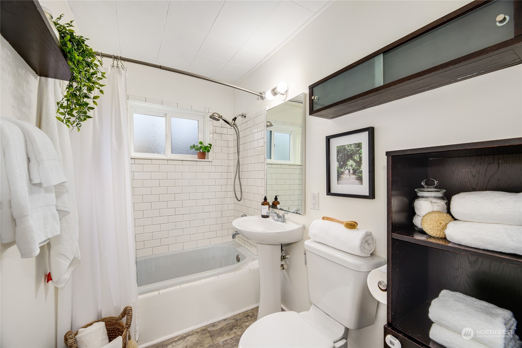 2204 Northeast 6th Place Renton, WA 98056 - Photo 17 of 26 Gallery Image 17