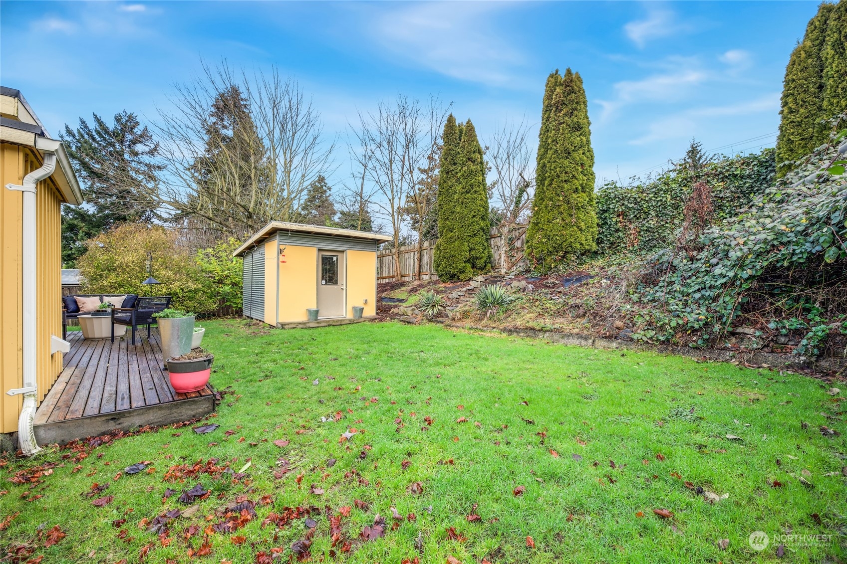 2204 Northeast 6th Place Renton, WA 98056 - Photo 23 of 26 Gallery Image 23
