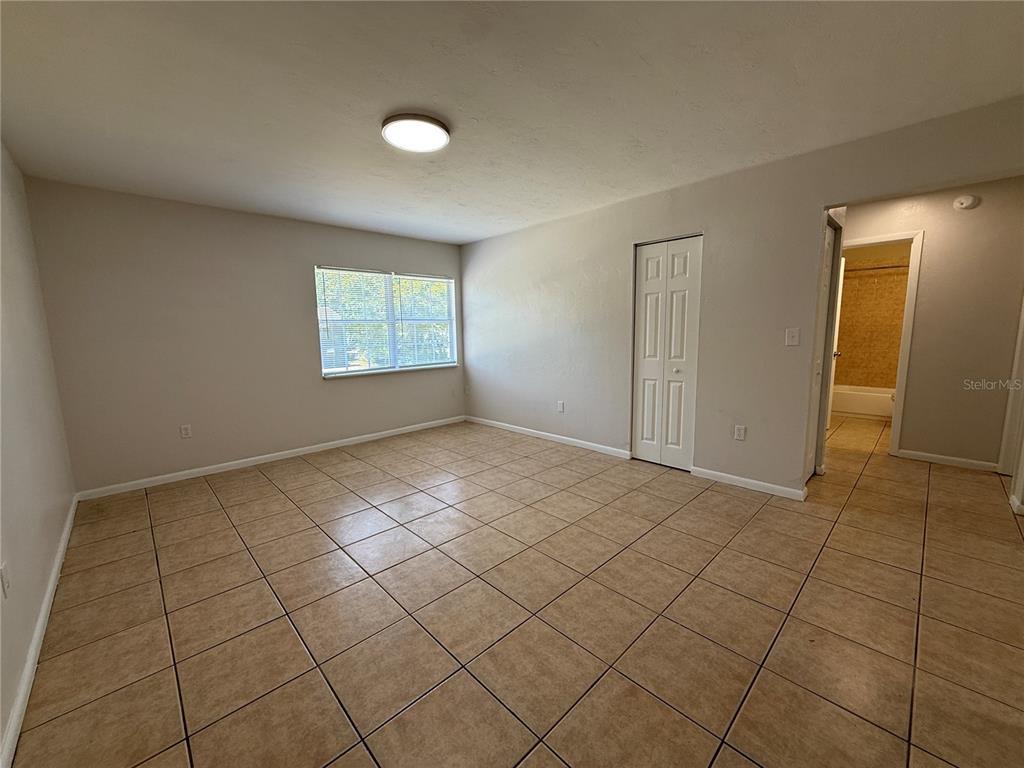 6104 Southwest 12th Place, Unit 3 Gainesville, FL 32607 - Photo 3 of 11
