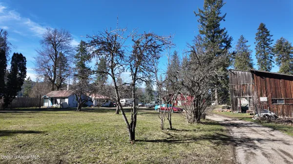 $890,000 | 31097 North Nautical Loop, Spirit Lake, ID 83869