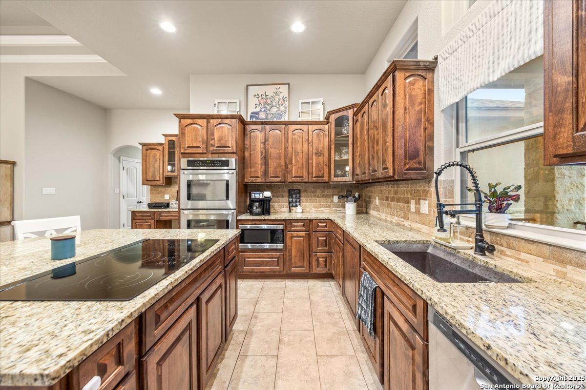 31720 Retama Bulverde, TX 78163 - Photo 17 of 51