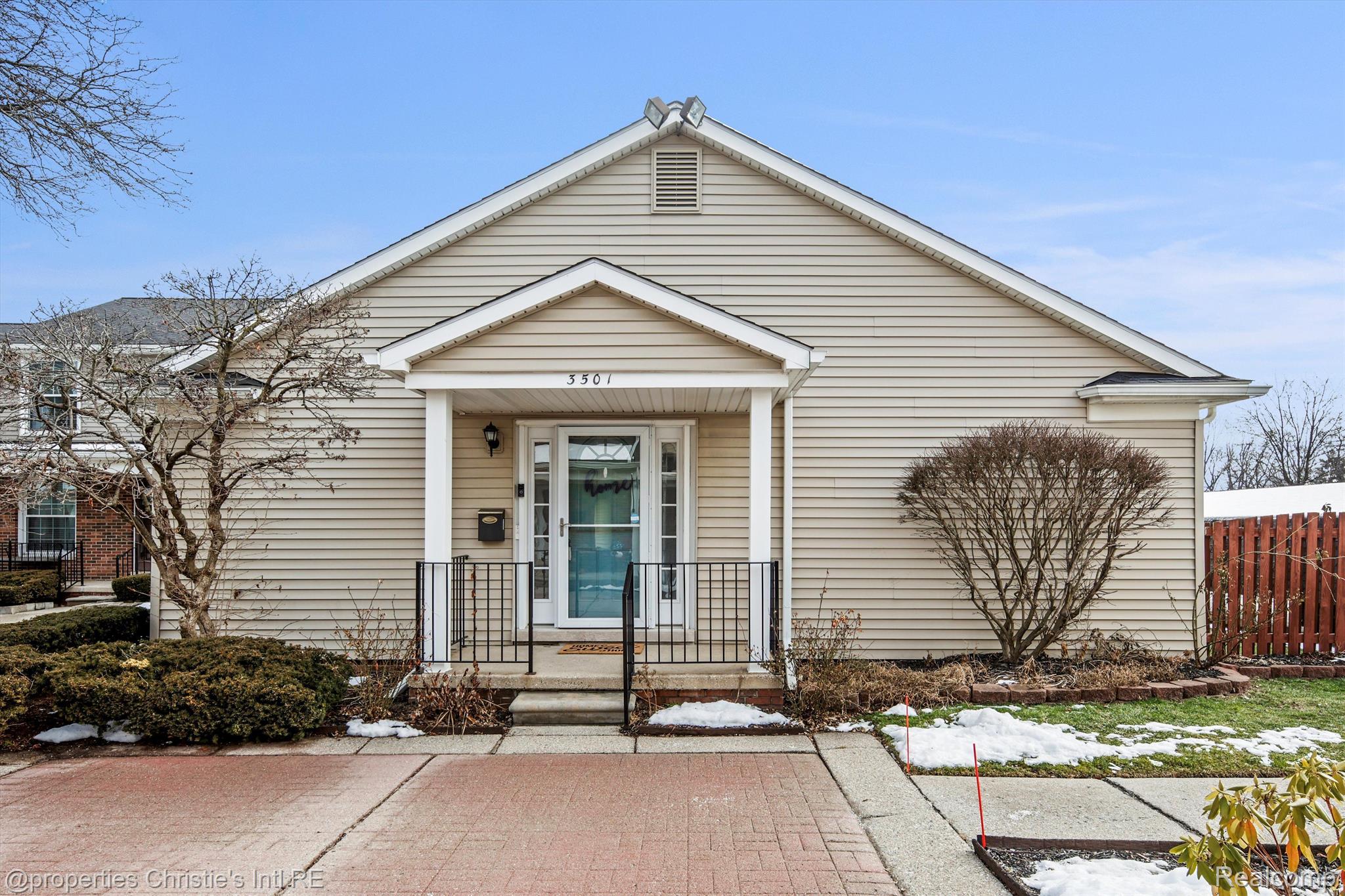 3501 Crooks Road Royal Oak, MI 48073 - Photo 2 of 32 3501 Crooks Road