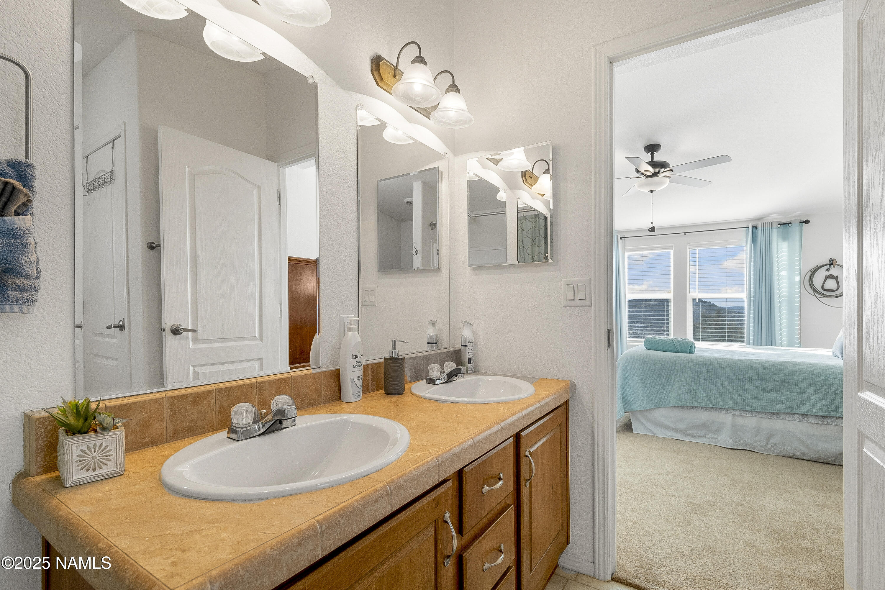 1608 East Sagebrush Road Williams, AZ 86046 - Photo 18 of 32 1608-east-sagebrush-road-williams-az-usa