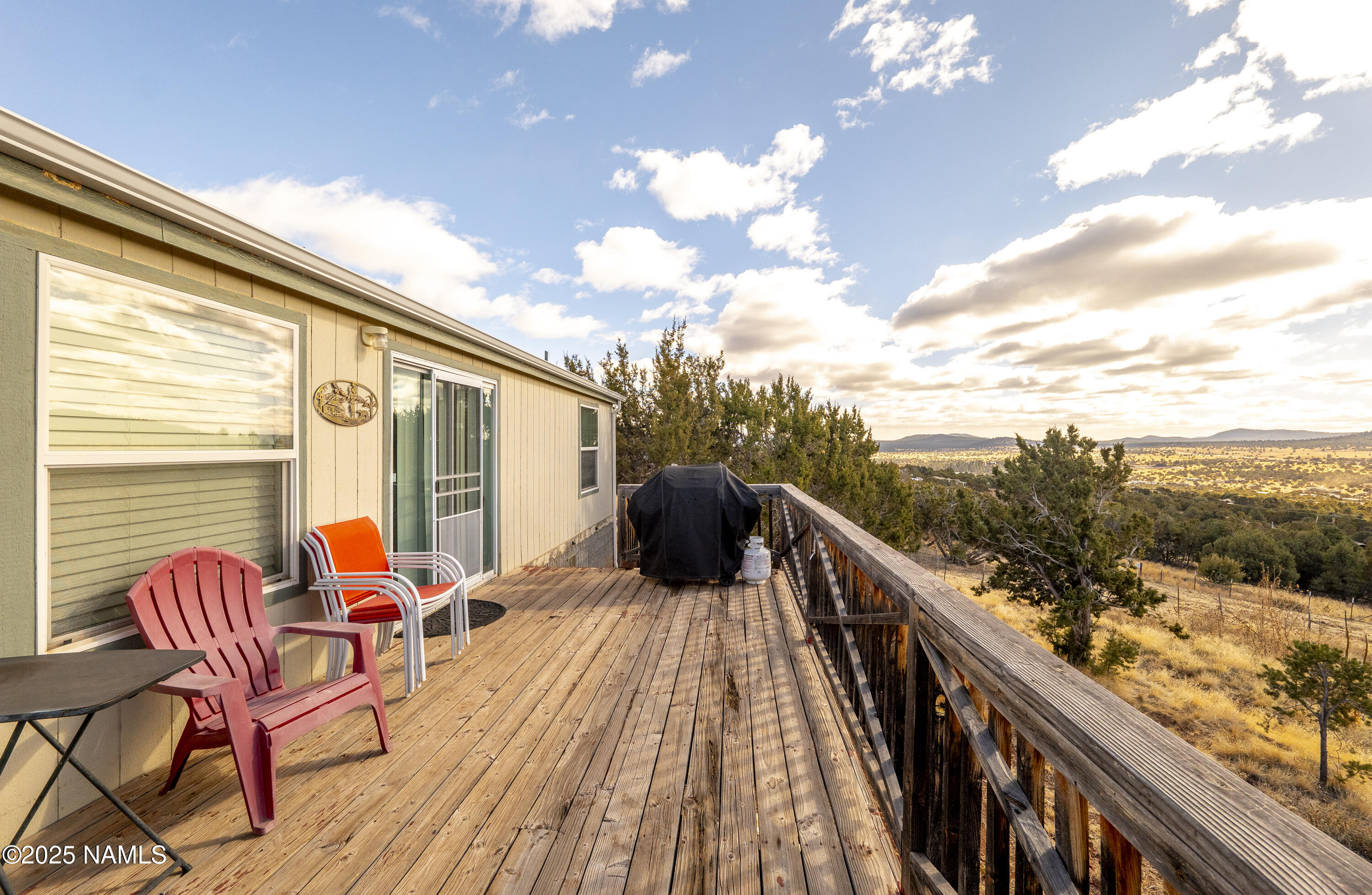 1608 East Sagebrush Road Williams, AZ 86046 - Photo 3 of 32 P1781020