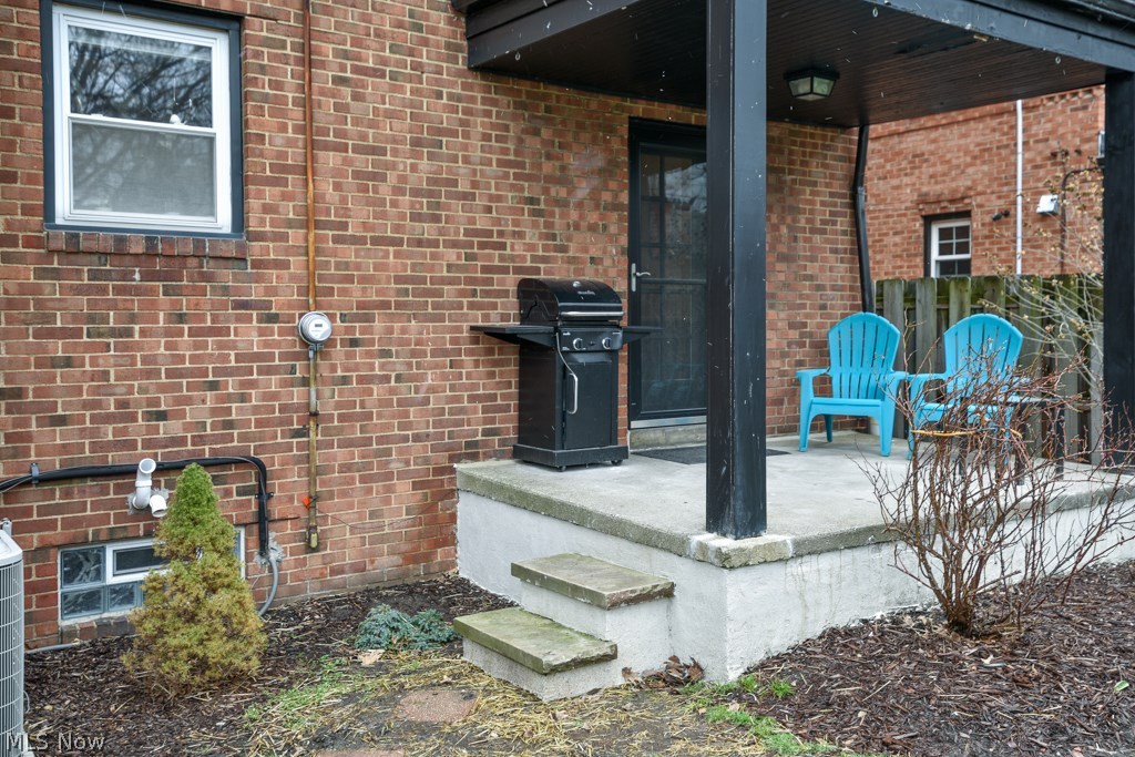 2404 Saybrook Road Cleveland, OH 44118 - Photo 28 of 28