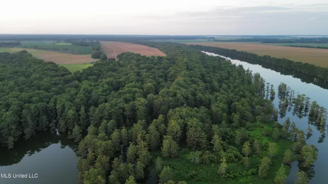 $1,250,000 | Bolivar Road, Benoit, MS 38725