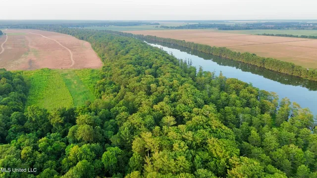 $1,250,000 | Bolivar Road, Benoit, MS 38725