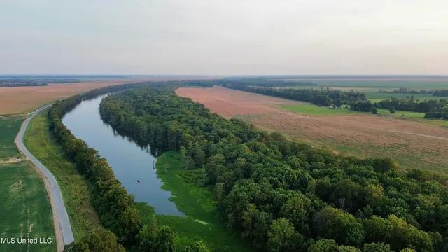 $1,250,000 | Bolivar Road, Benoit, MS 38725