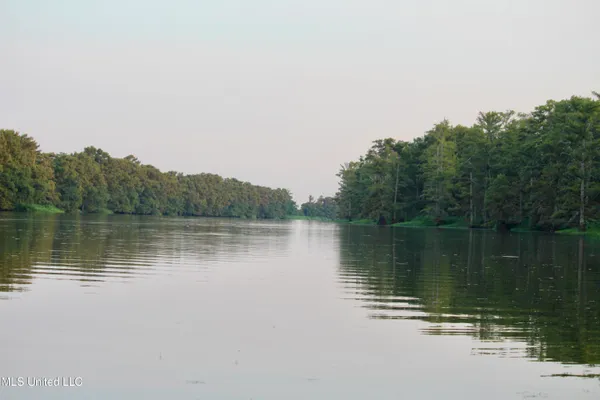 $1,250,000 | Bolivar Road, Benoit, MS 38725