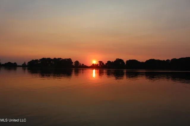 $1,250,000 | Bolivar Road, Benoit, MS 38725