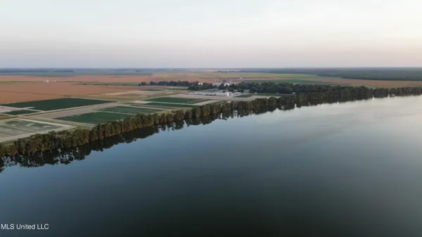 $1,250,000 | Bolivar Road, Benoit, MS 38725