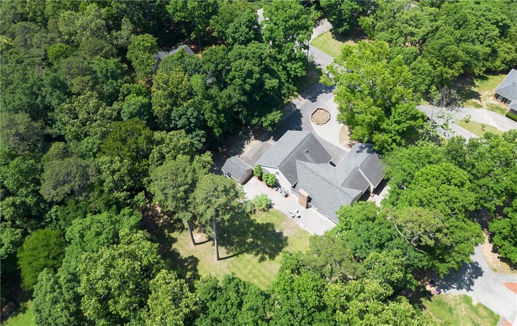 224 Shadowood Drive Southeast Calhoun, GA 30701 - Photo 2 of 69