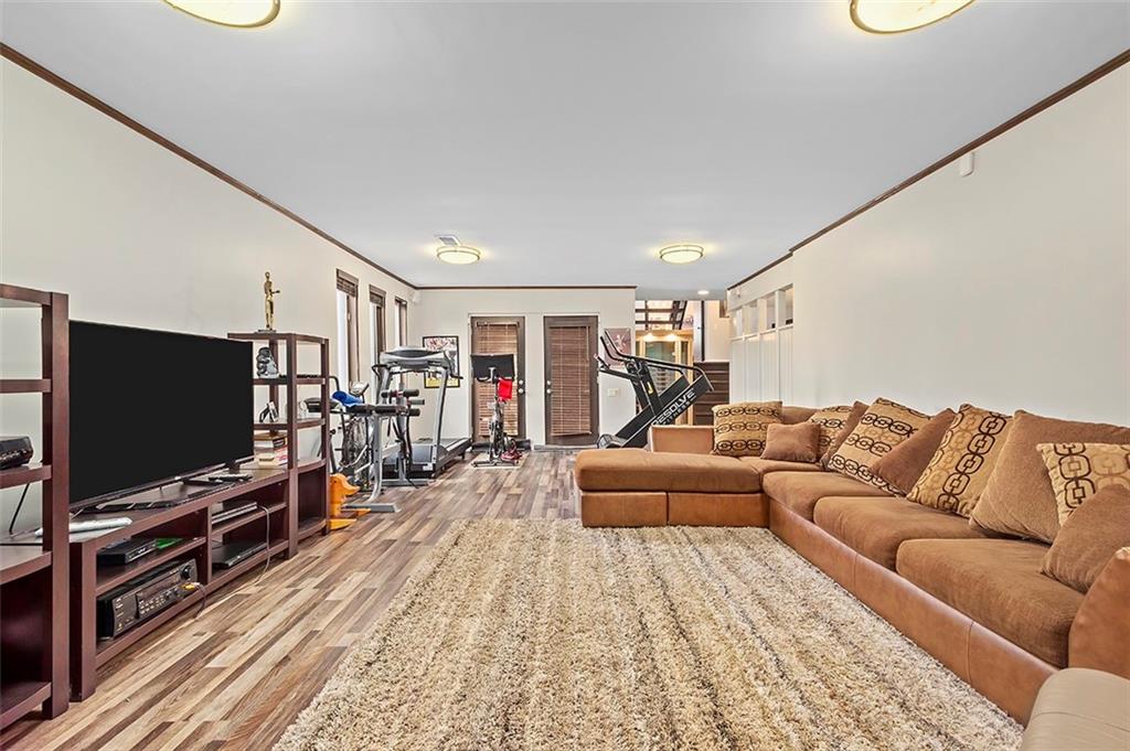 943 Valleyview Road Pittsburgh, PA 15243 - Photo 21 of 25 Gallery Image 21
