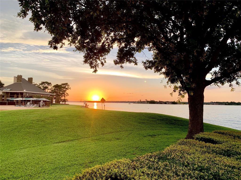 13151 Walden Road, Unit 127 Montgomery, TX 77356 - Photo 40 of 46 a view of an ocean with a nearby beach