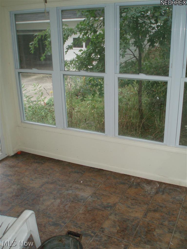 3506 Boynton Road Cleveland Heights, OH 44121 - Photo 7 of 11
