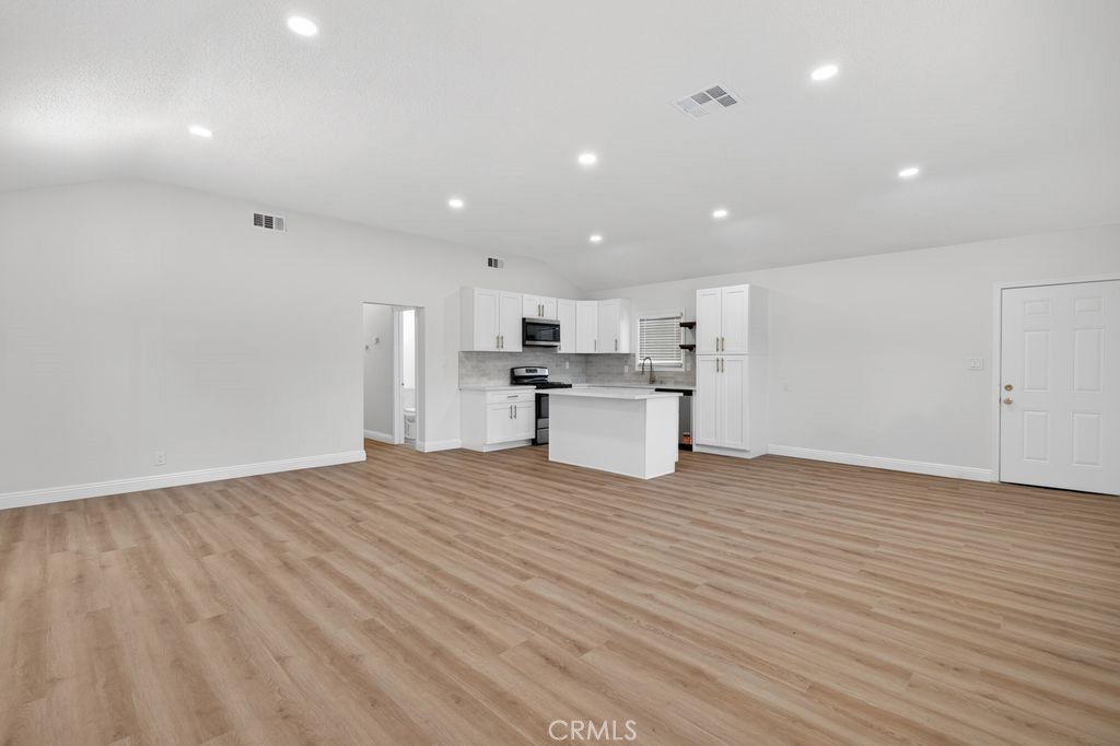 4834 Hedrick Avenue Riverside, CA 92505 - Photo 4 of 31