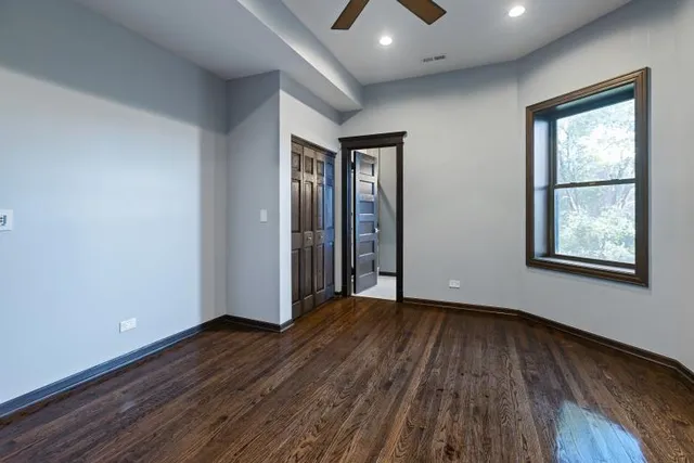 $565,000 | 444 East 48th Street, Unit 2W, Chicago, IL 60615