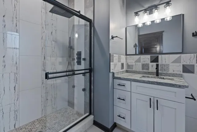 $565,000 | 444 East 48th Street, Unit 2W, Chicago, IL 60615