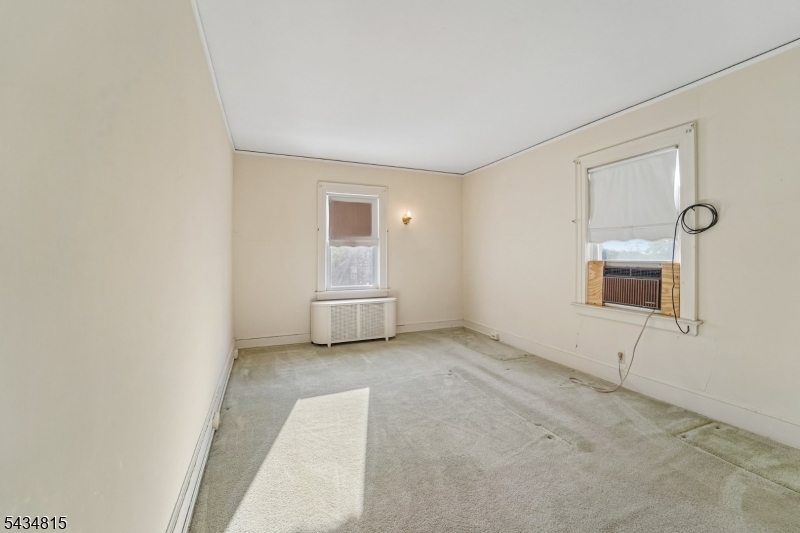 124 Walker Road West Orange, NJ 07052 - Photo 29 of 37
