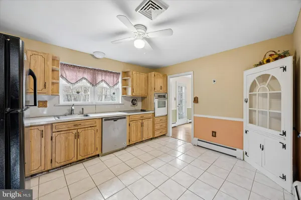 $2,800 | 76 Birch Lane, Paoli, PA 19301