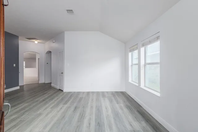 $2,100 | 21565 Duke Alexander Drive, Kingwood, TX 77339