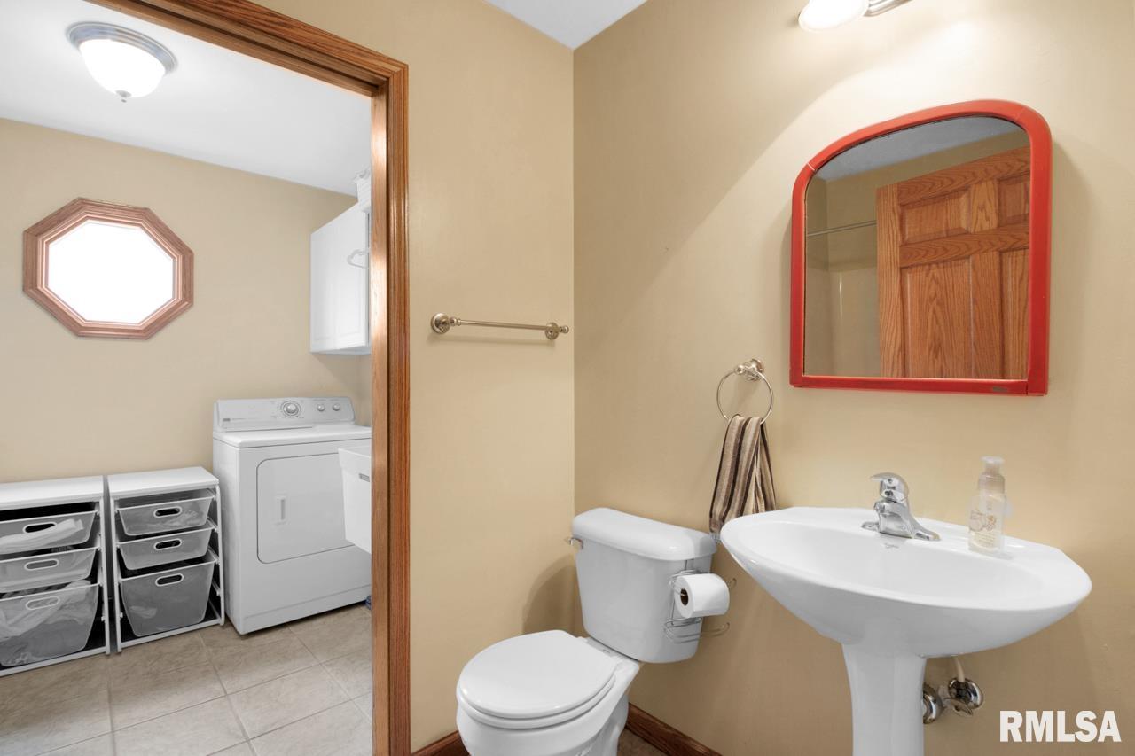 2 Kemp Street Delavan, IL 61734 - Photo 22 of 36 Gallery Image 22