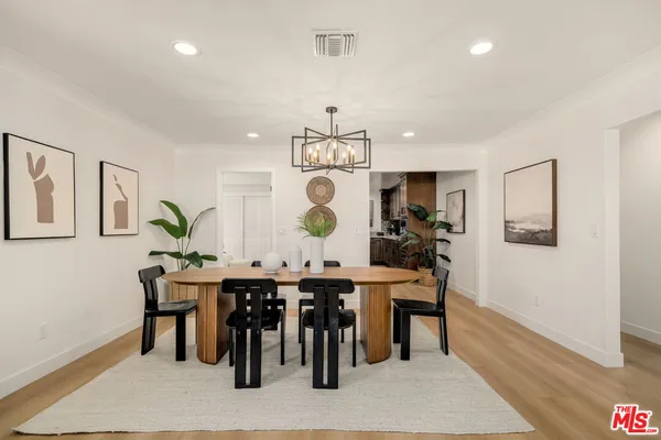 $1,199,999 | 5151 West Boulevard, Los Angeles, CA 90043