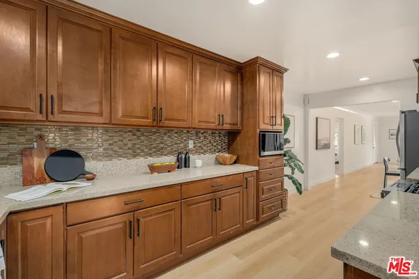 $1,199,999 | 5151 West Boulevard, Los Angeles, CA 90043