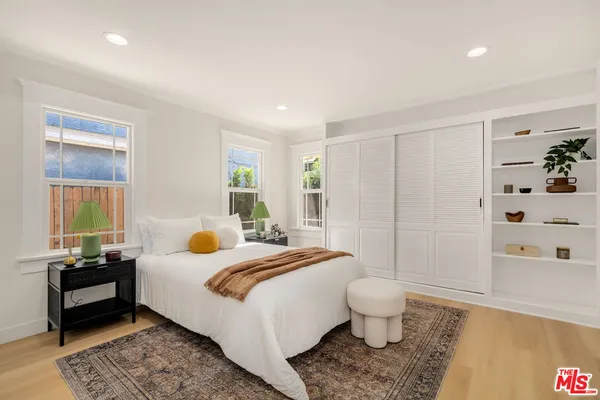 $1,199,999 | 5151 West Boulevard, Los Angeles, CA 90043