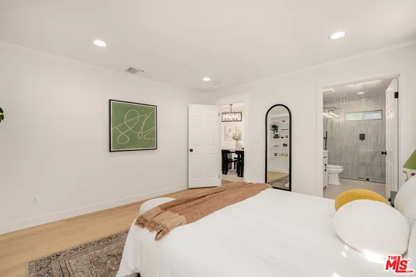 $1,199,999 | 5151 West Boulevard, Los Angeles, CA 90043