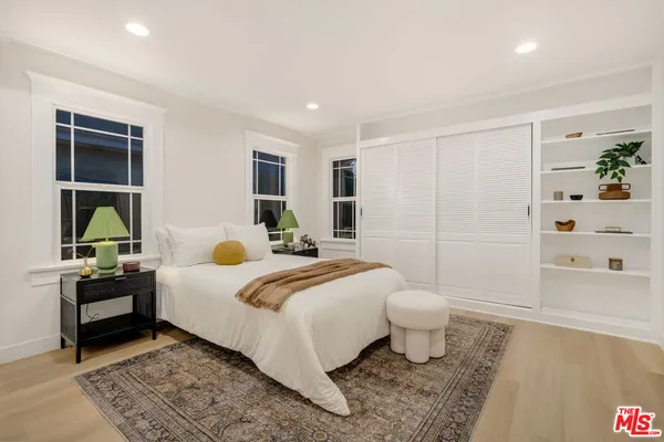 $1,199,999 | 5151 West Boulevard, Los Angeles, CA 90043