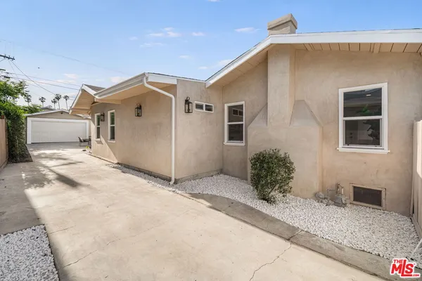 $1,199,999 | 5151 West Boulevard, Los Angeles, CA 90043