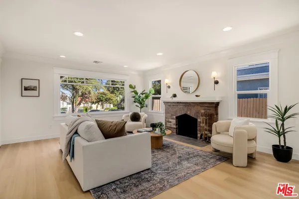 $1,199,999 | 5151 West Boulevard, Los Angeles, CA 90043