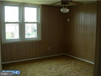 122 Lynn Road Ridley Park, PA 19078 - Photo 10 of 12 Bedroom - Main