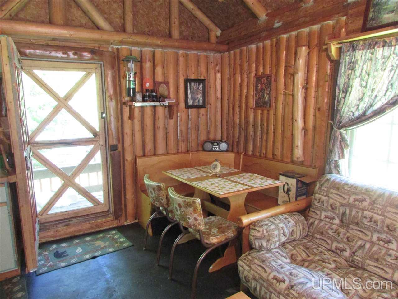 495 Johnson Road Wakefield, MI 49968 - Photo 4 of 34