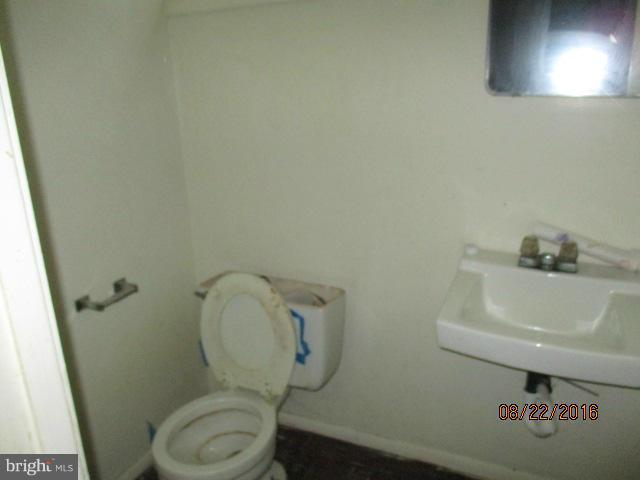 9084 Meadow Heights Road Randallstown, MD 21133 - Photo 12 of 13 Bath