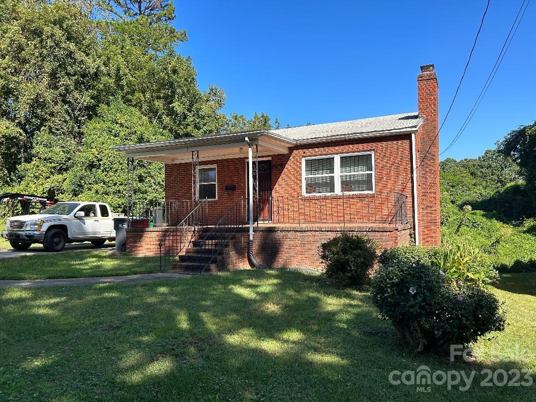 2012 Gilbert Street Charlotte, NC 28216 - Photo 13 of 13 a house view with a garden space