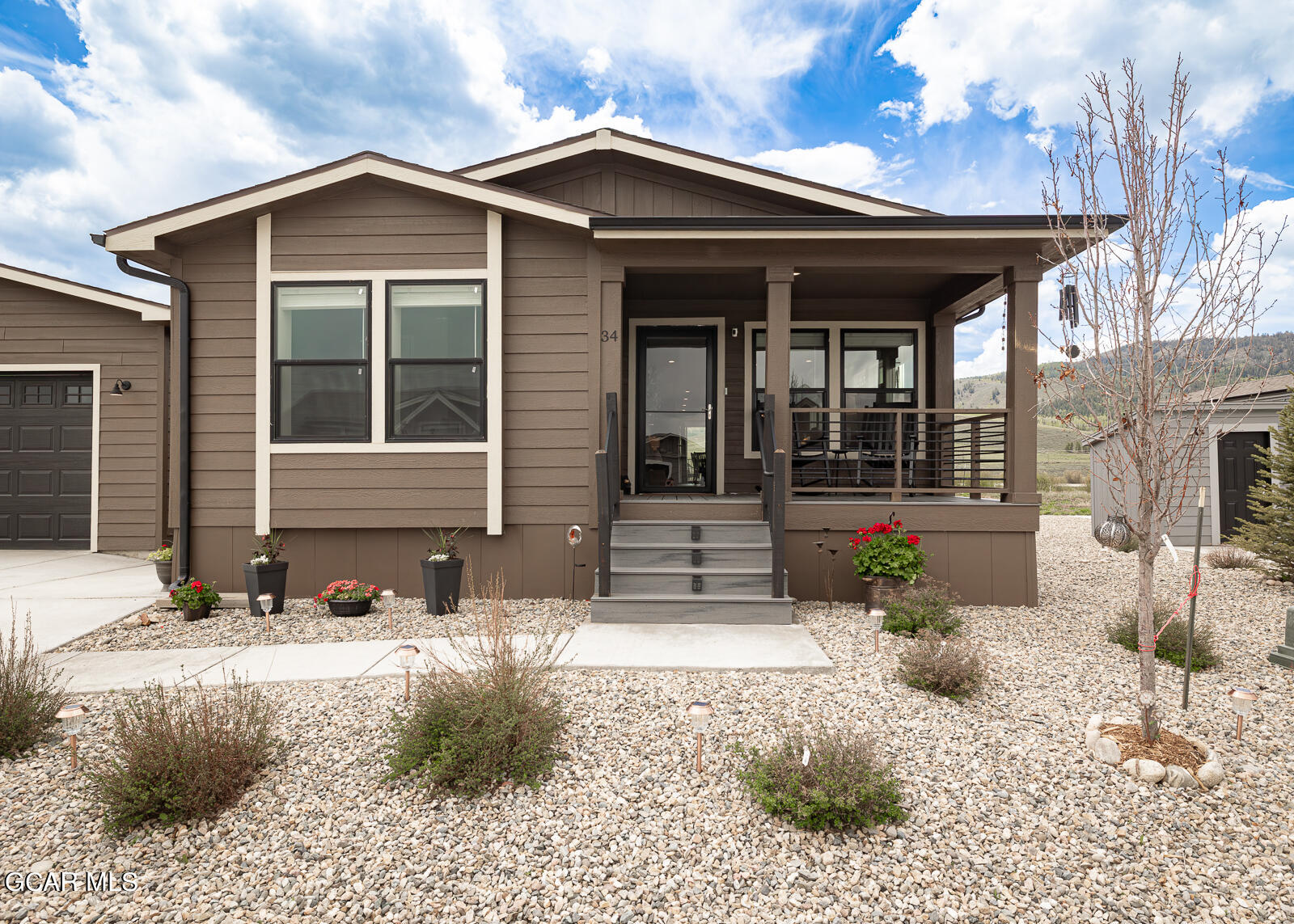 551 Summit Trail, Unit 34 Granby, CO 80446 - Photo 21 of 35 a front view of a house
