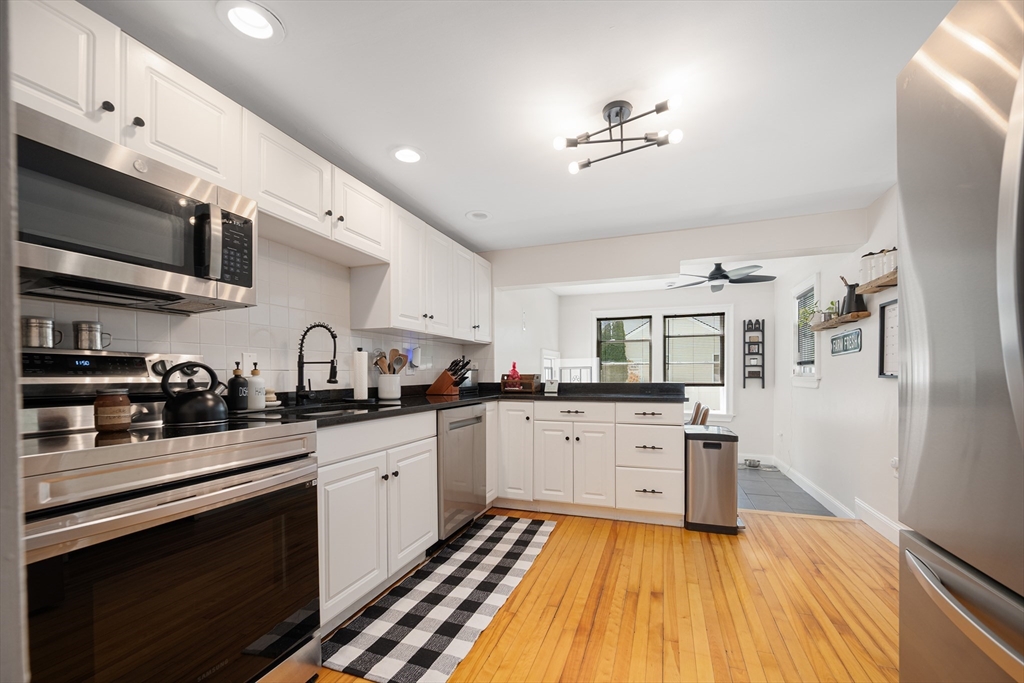 35 Carter Road Worcester, MA 01609 - Photo 7 of 25