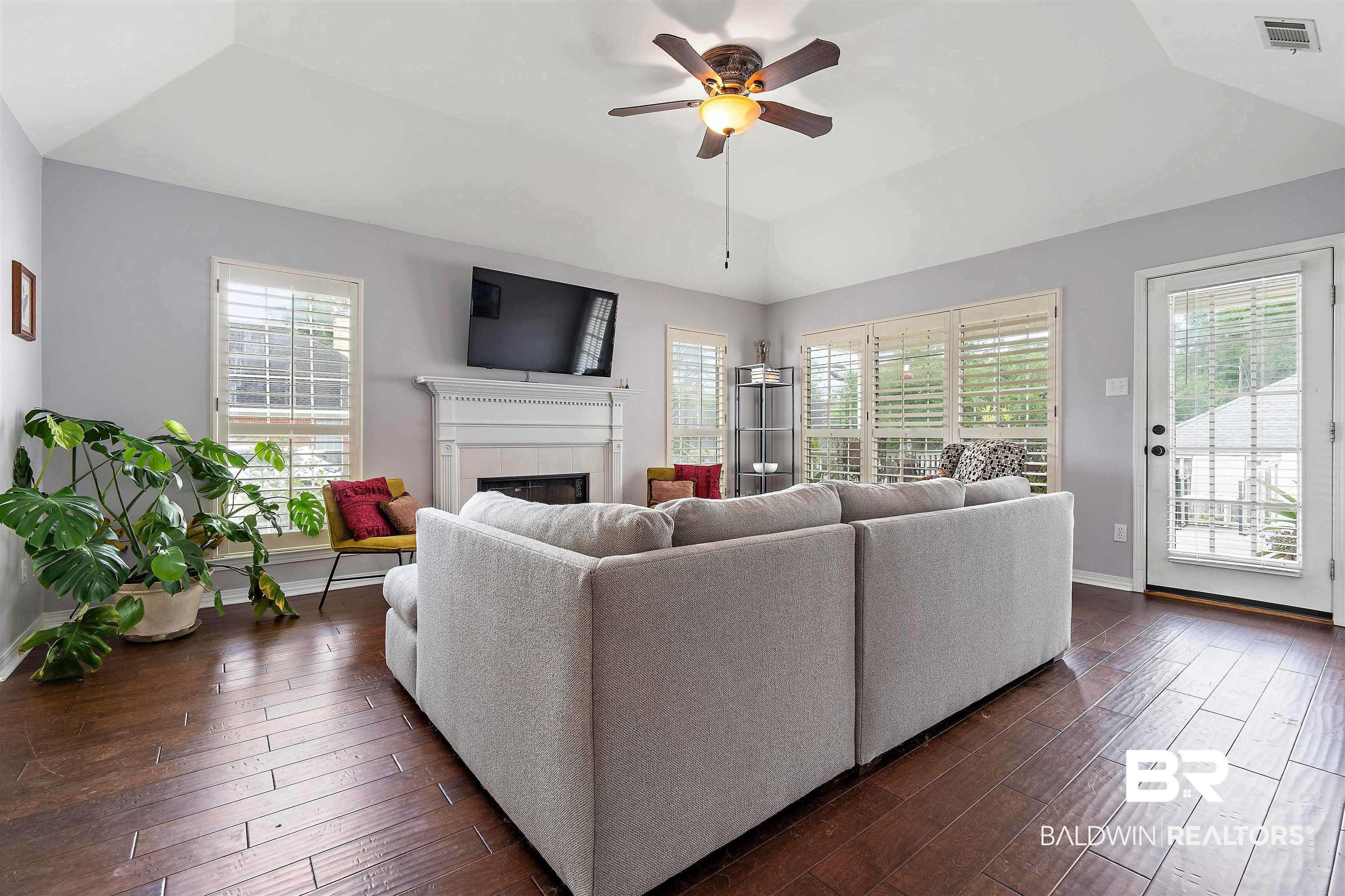 816 Louise Avenue Mobile, AL 36609 - Photo 5 of 24