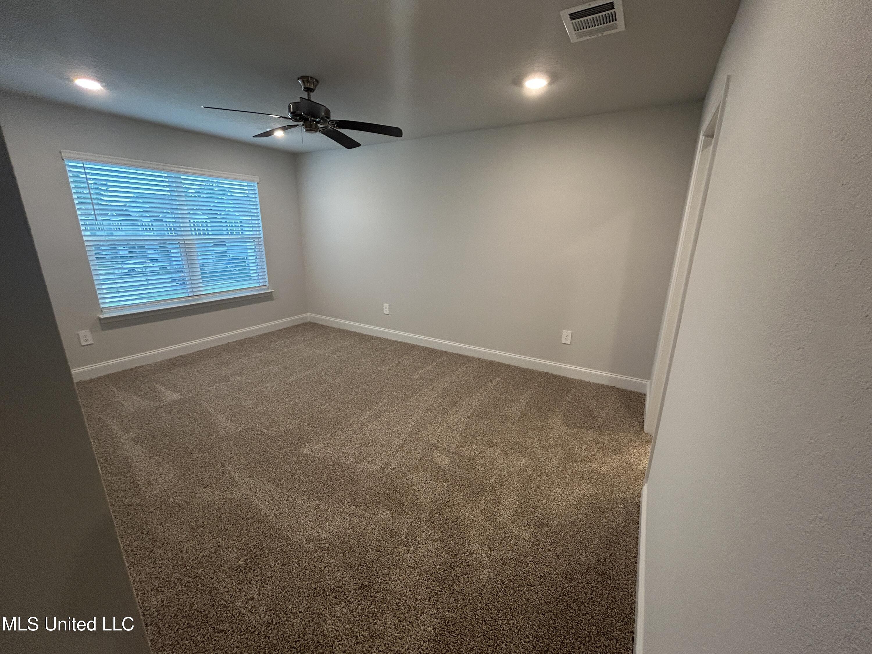 12238 Frazier Lane Gulfport, MS 39503 - Photo 8 of 18 IMG_5502