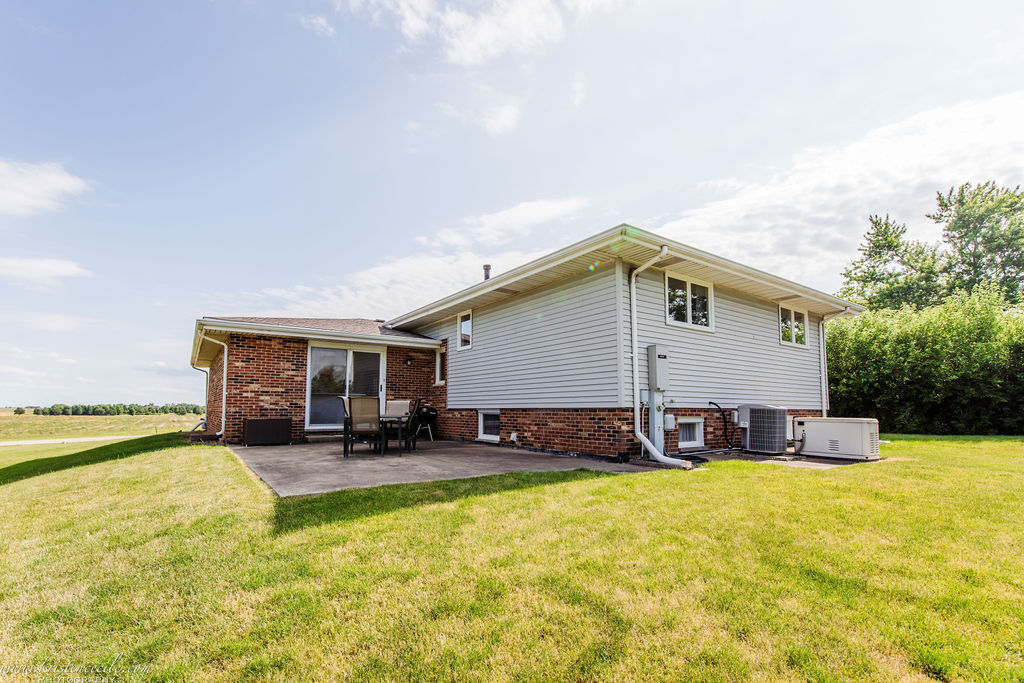 2323 Delaney Road New Lenox, IL 60451 - Photo 8 of 28 Gallery Image 8